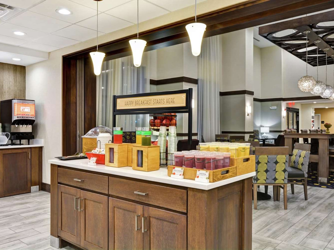 Hampton Inn & Suites Ashland主图