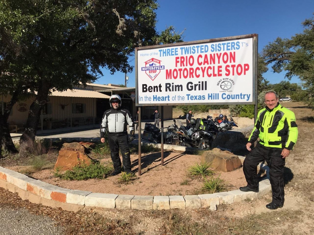 Frio Canyon Motorcycle Stop景点图片