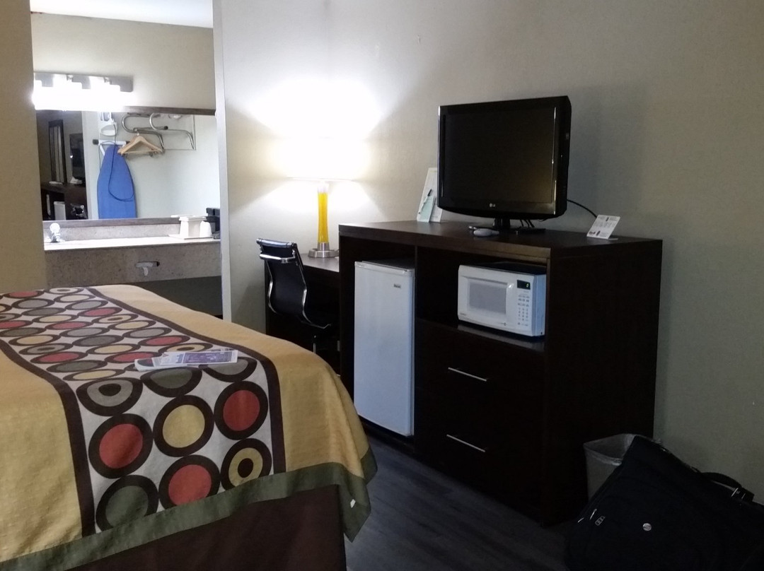 Super 8 by Wyndham Nashville West主图