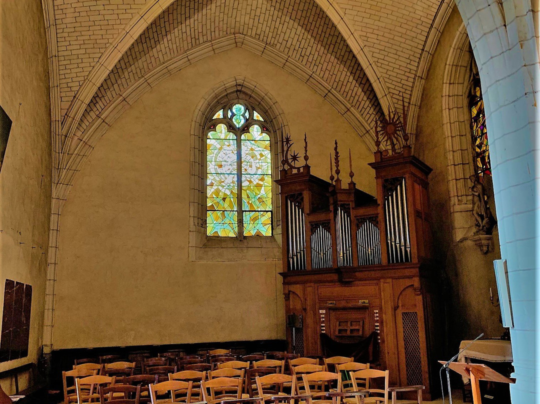 Église Saint-Cyr景点图片