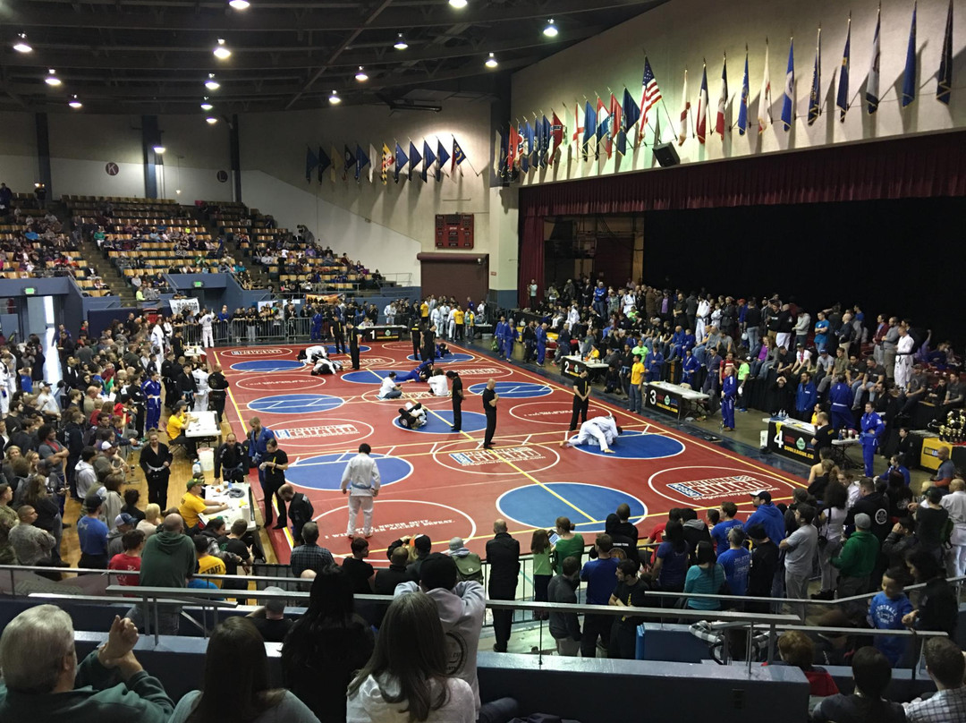 Keizer旅游景点-Salem Armory Auditorium