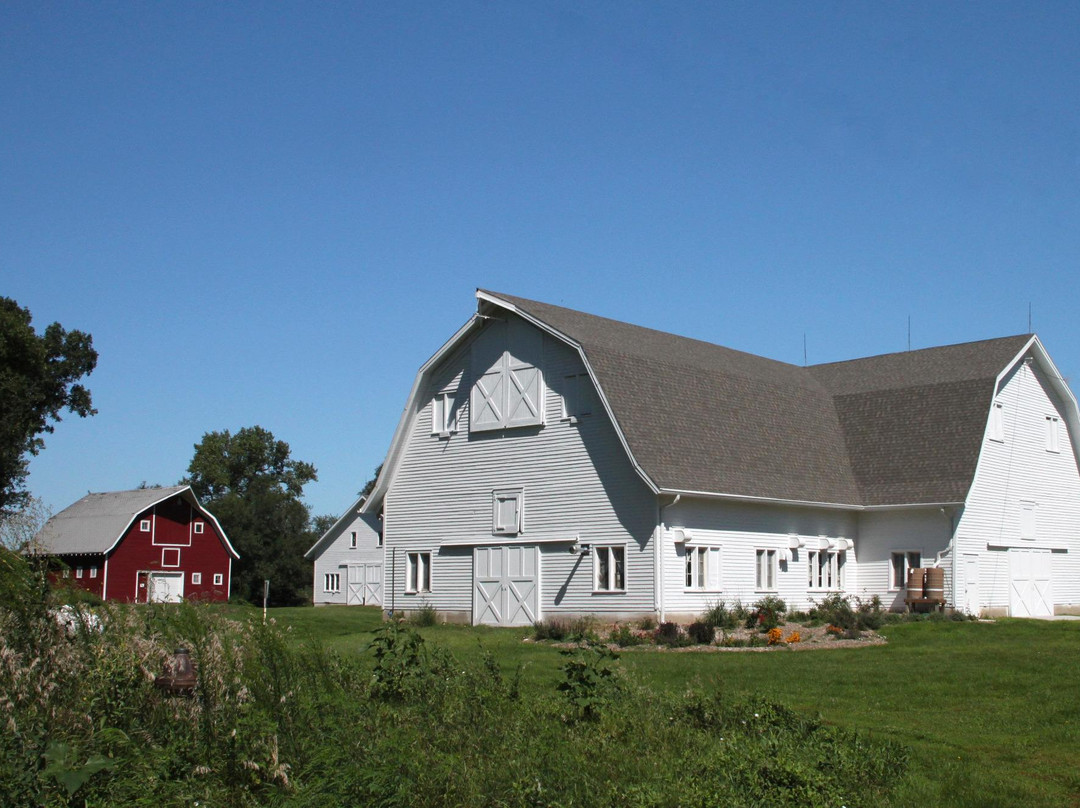 Prairie Loft Center景点图片