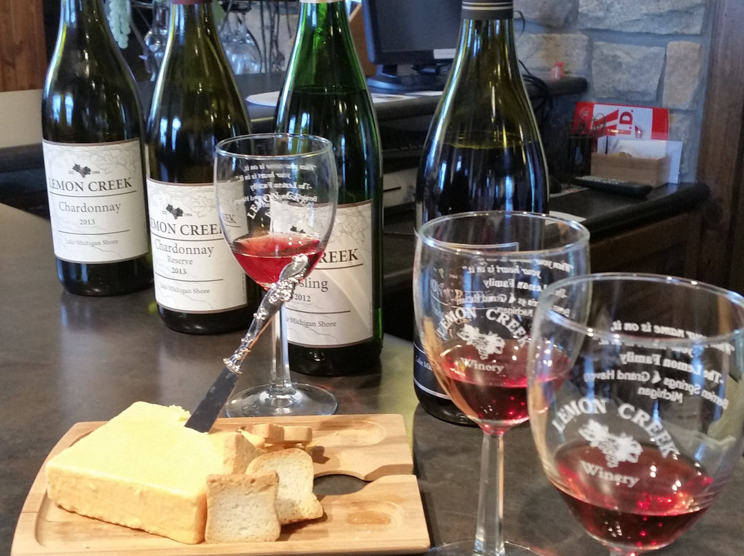 Lemon Creek Winery-格兰德黑文必去景点