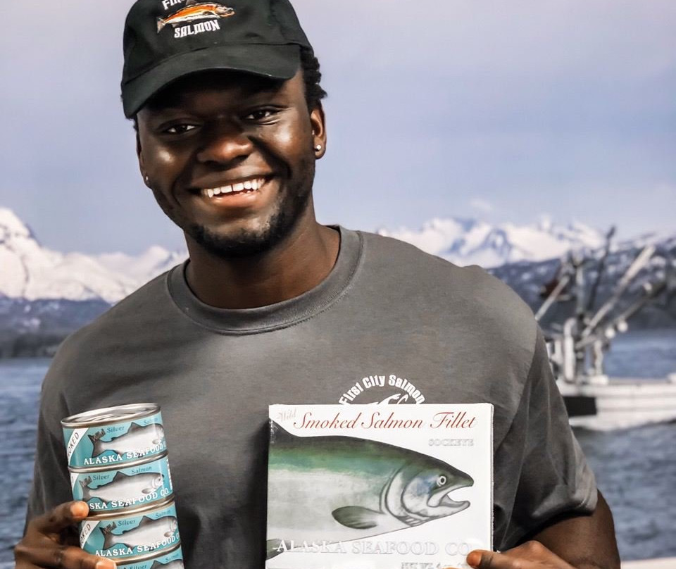 First City Salmon-凯奇坎必去景点