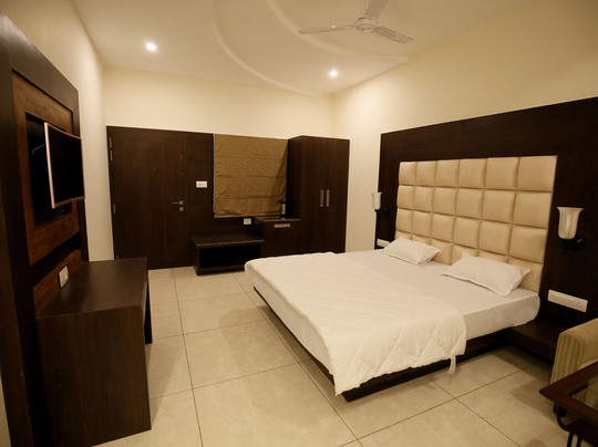 黛维宫酒店主图