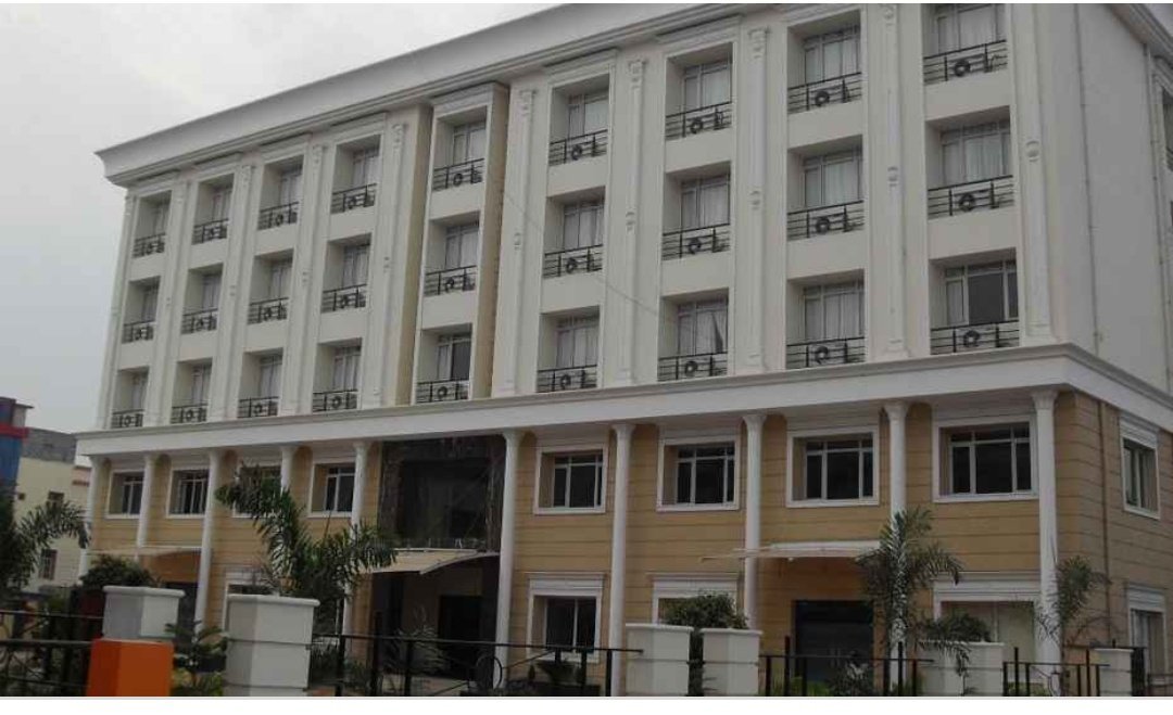 Hotel Swetha-官方