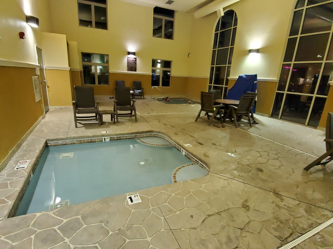 Oxford Suites Boise主图