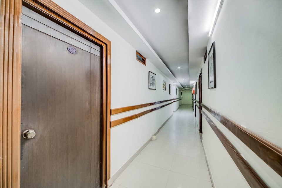 OYO 33504 Hotel Ananda Inn主图