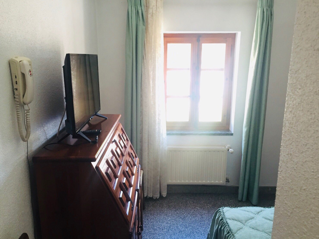 Hotel Puerta Romeros主图