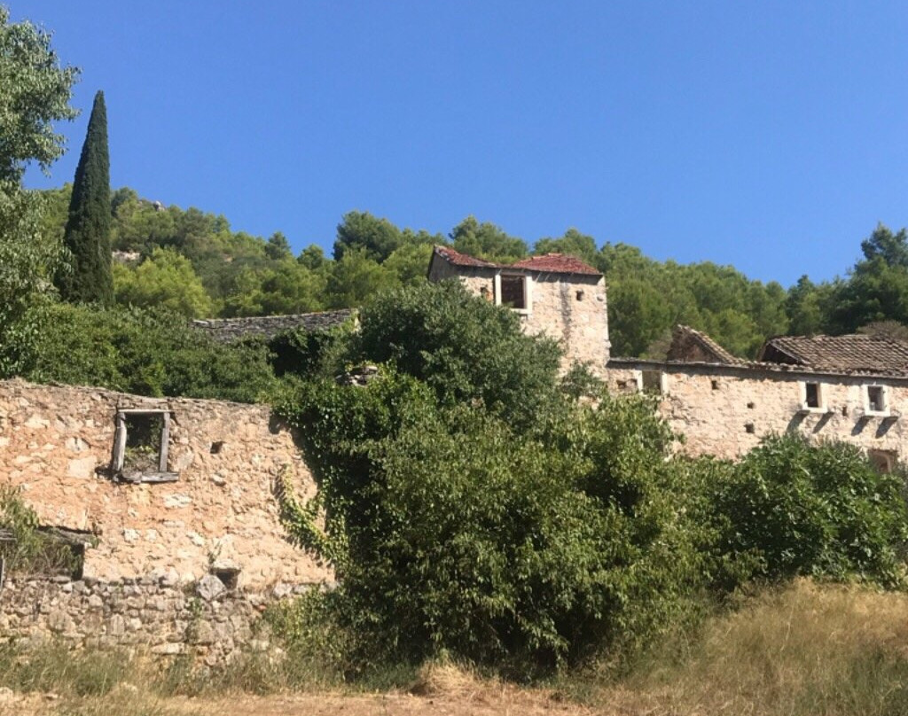 Malo Grablje景点图片