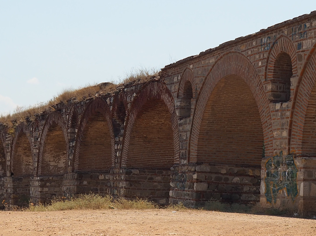 Skopje Aqueduct景点图片