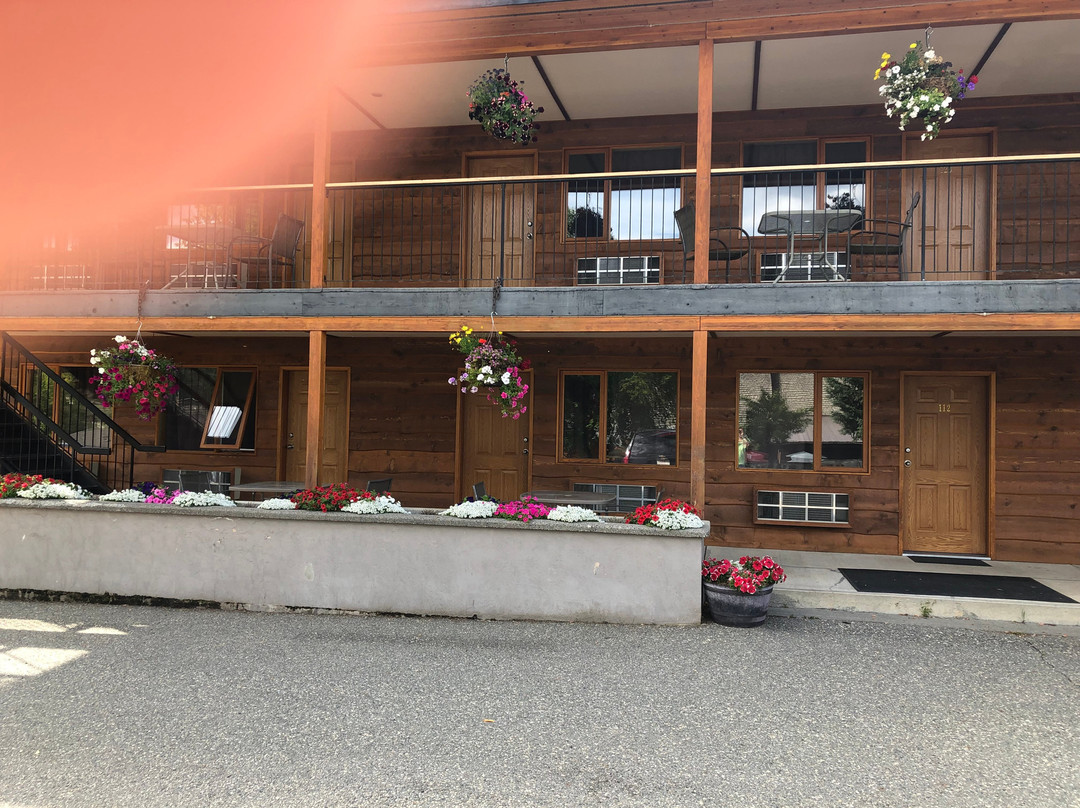 卡里布旅馆主图