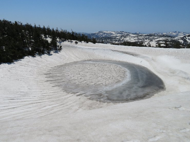 Hachimantai Dragon Eye-仙北市必去景点