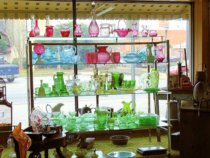 Gift Horse Antique Stalls-弗利必去景点