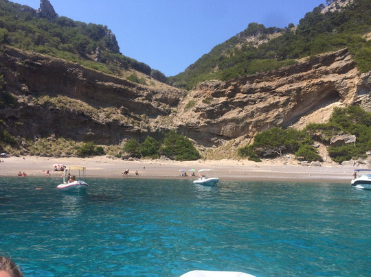 Speed Boat-阿尔库迪亚港必去景点