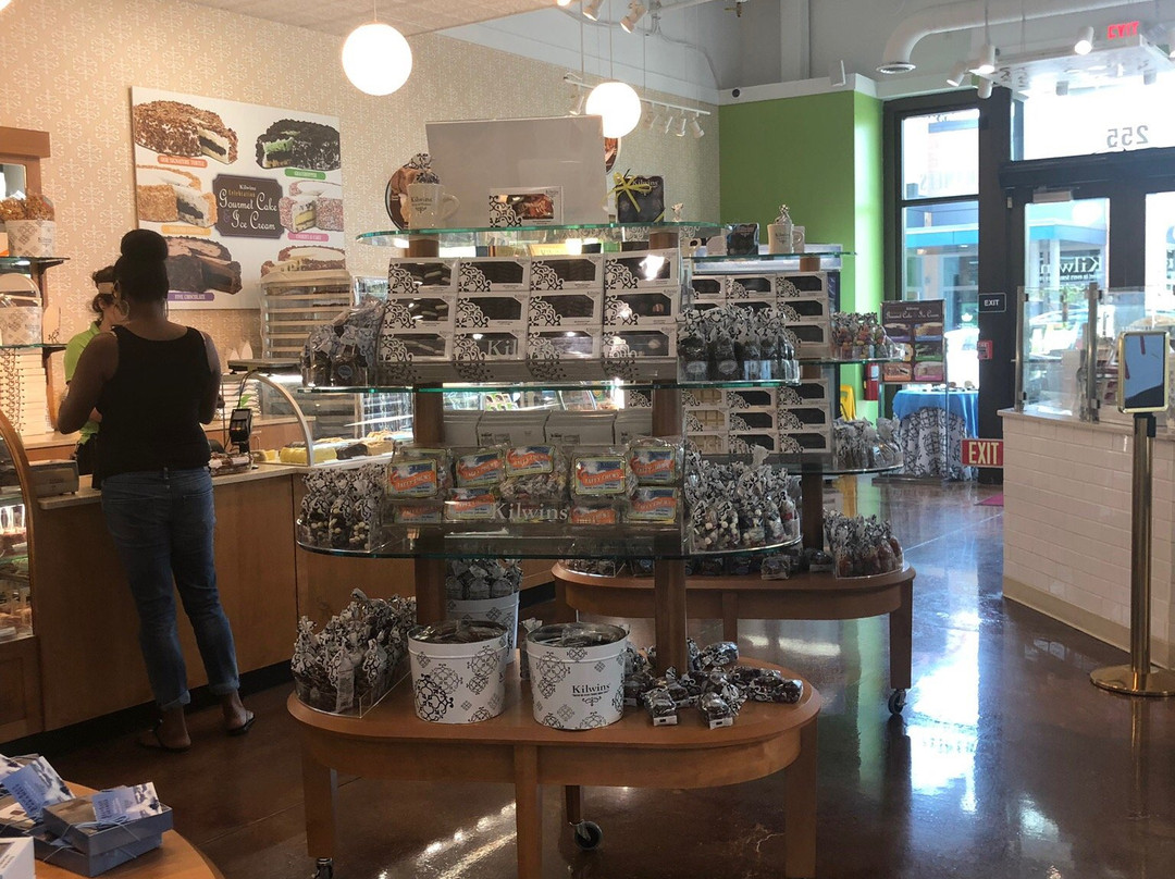 Kilwins Ice Cream -  Chocolate - Fudge