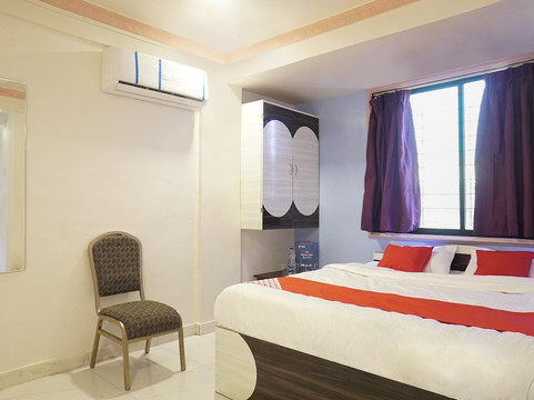 12501 Hotel Krishna Palace主图