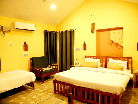 CT Resorts Jungle Camp主图