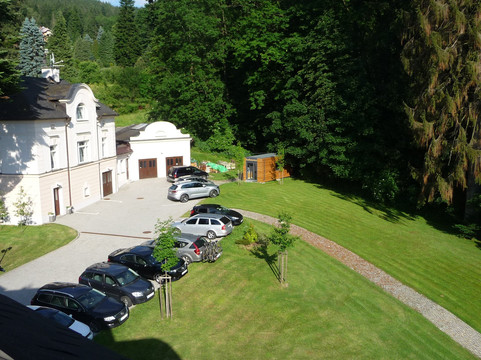 里根哈特别墅养生 Spa 酒店主图