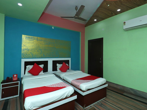 OYO 33444 Hotel Rudra主图