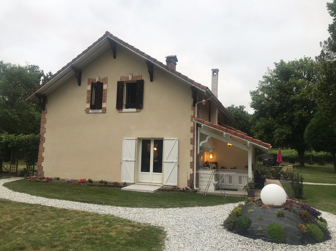 Au Clair Des Landes主图