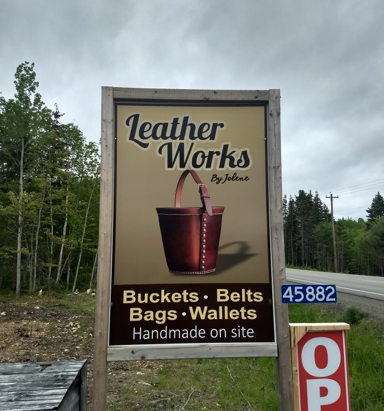 Leather Works by Jolene-Indian Brook必去景点