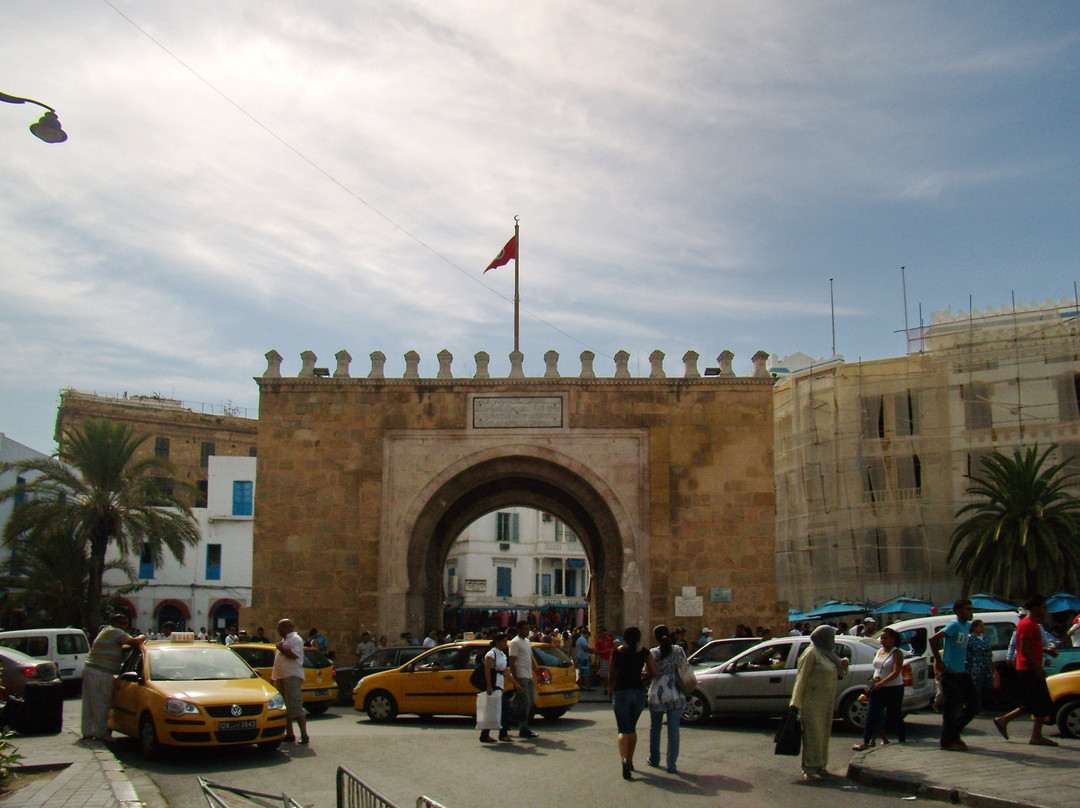 Taxi Bee-哈玛麦德必去景点