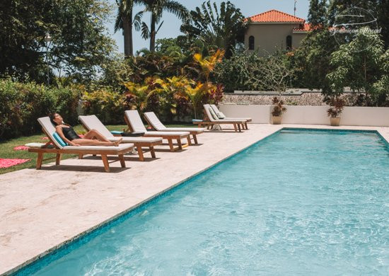 El Encuentro Surf Lodge主图