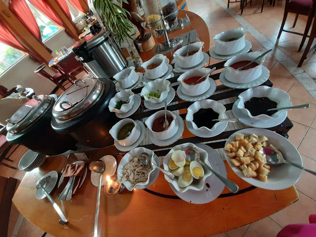 Abadi Hotel & Convention Center主图