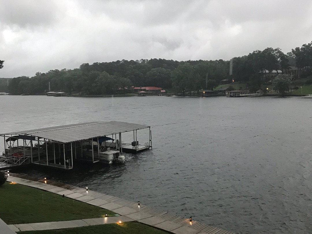 Long Island Lake Resort主图