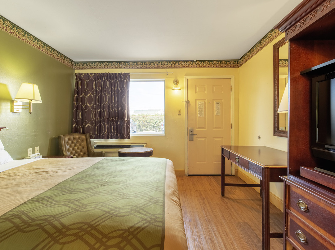 Econo Lodge Waco North I-35主图