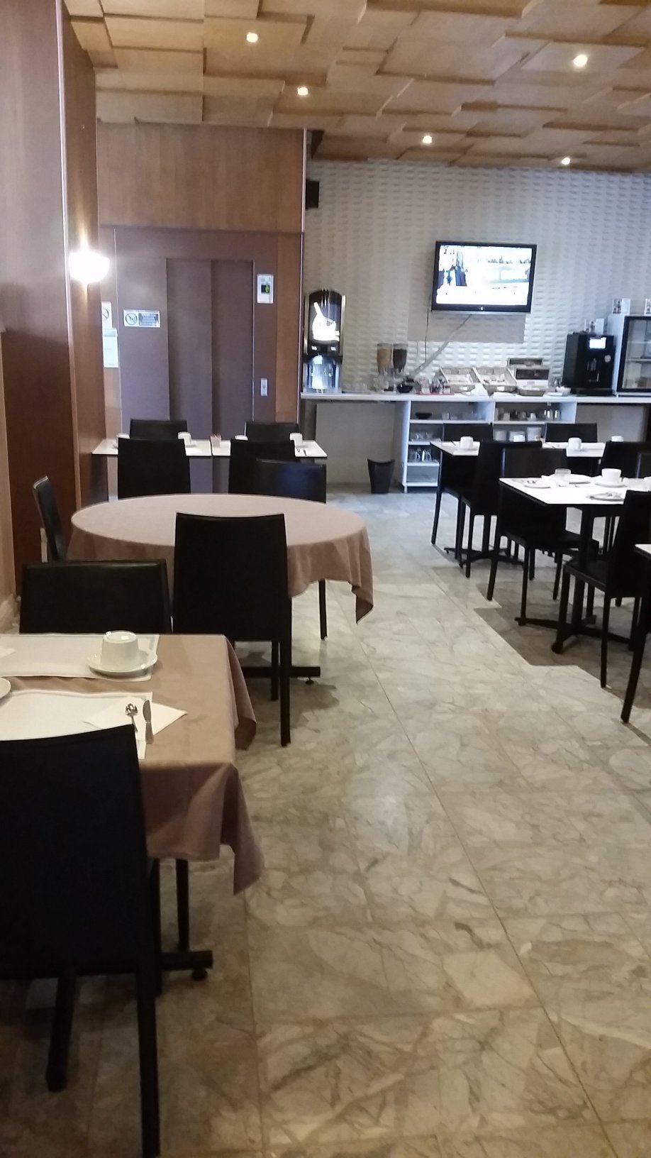 Comfort Hotel Cecil Metz Gare-餐饮