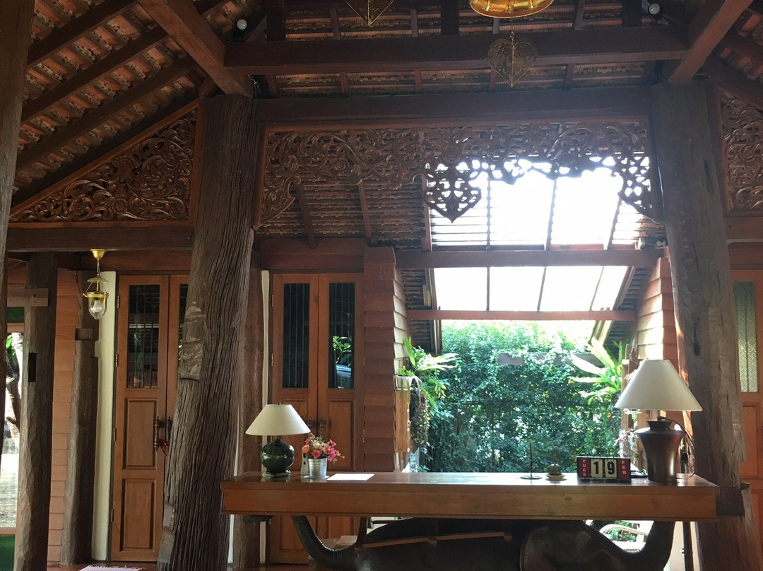 粮仓度假村主图