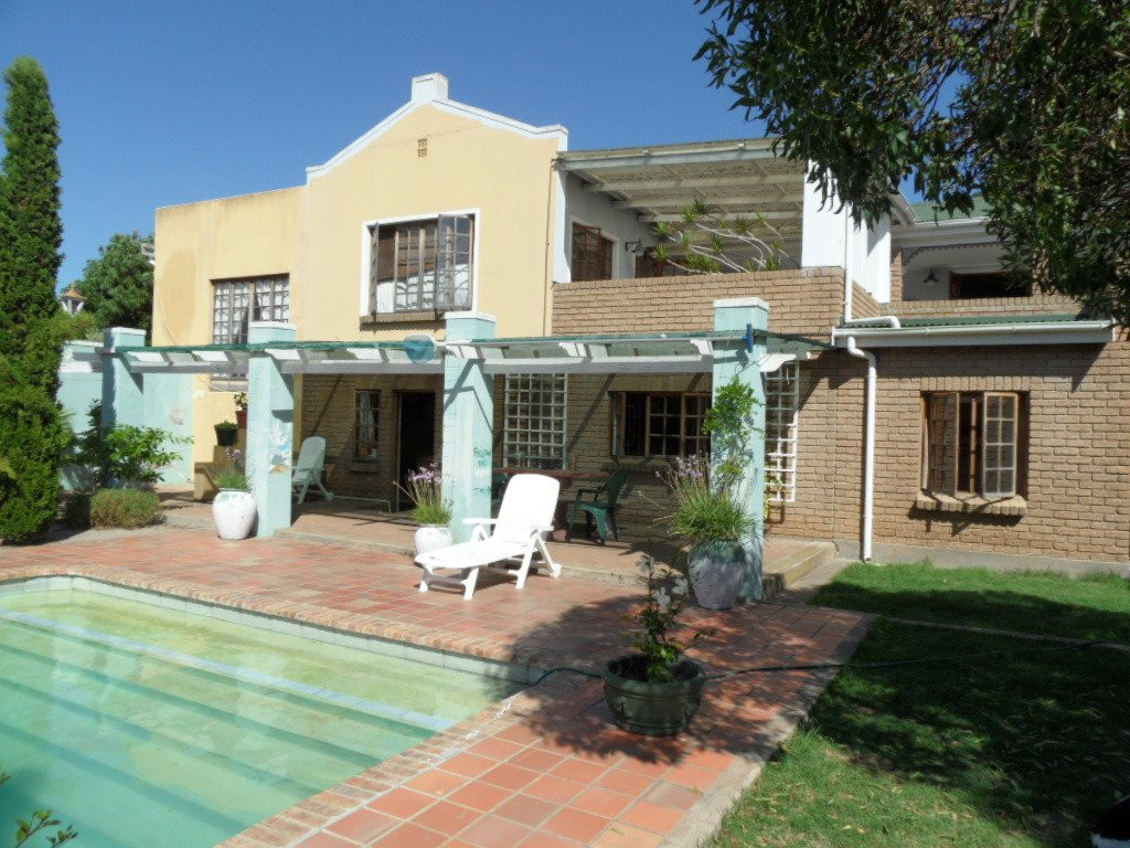 Guinea Fowl Bed and Breakfast