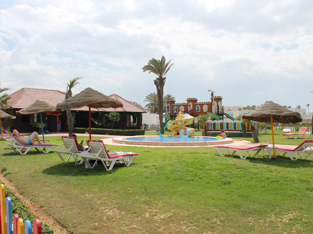 One Resort Jockey主图