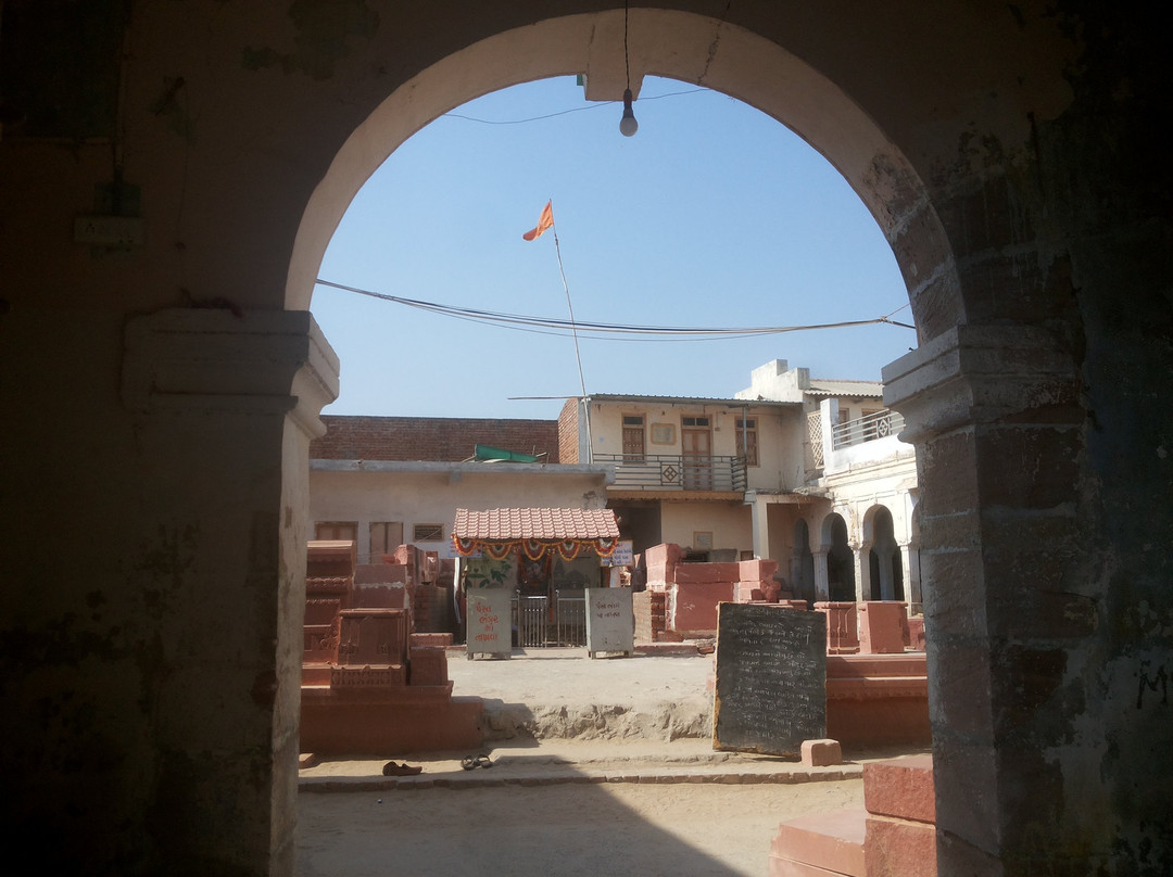 Loteshwar Mahadev Temple景点图片