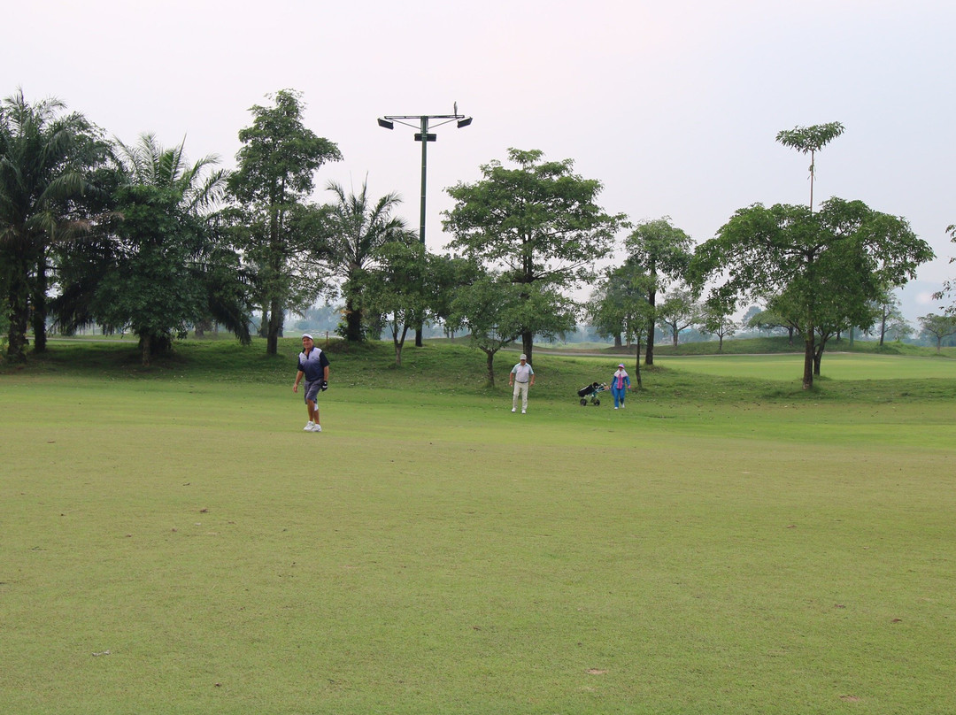 PLEASANT VALLEY GOLF and Country Club-是拉差必去景点
