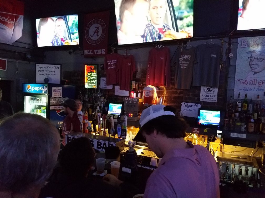 Egan's Bar-塔斯卡卢萨县必去景点