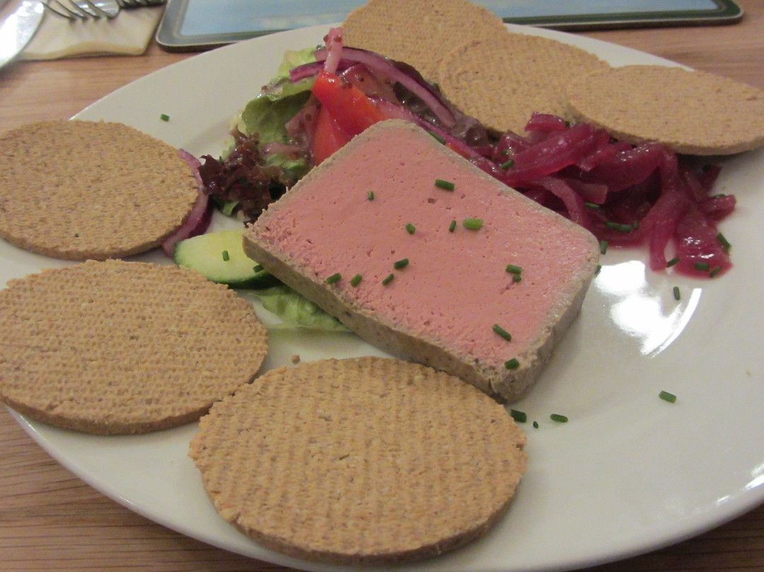 Hillside Hotel Bar and Restaurant主图