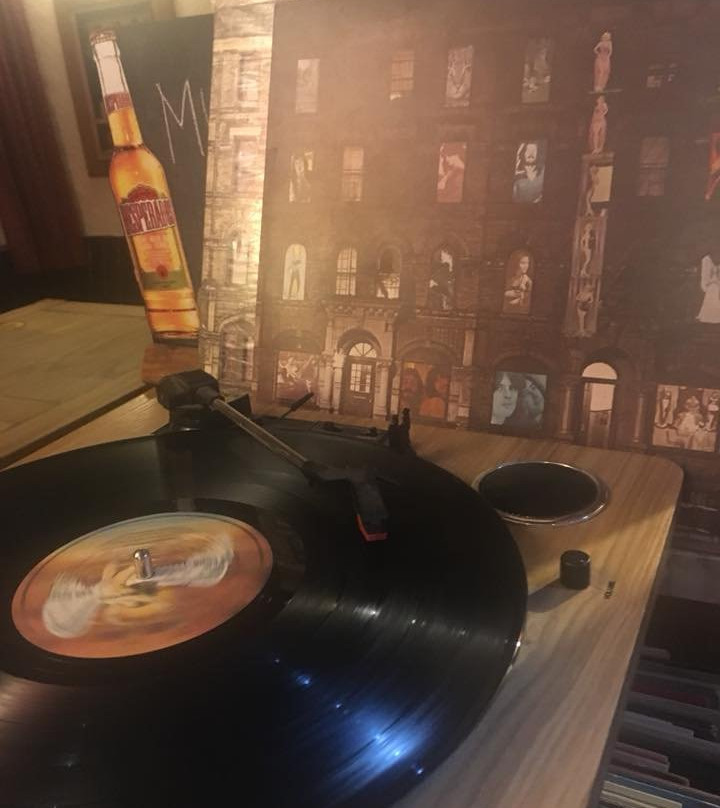 The Southgate Inn-迪韦齐斯必去景点