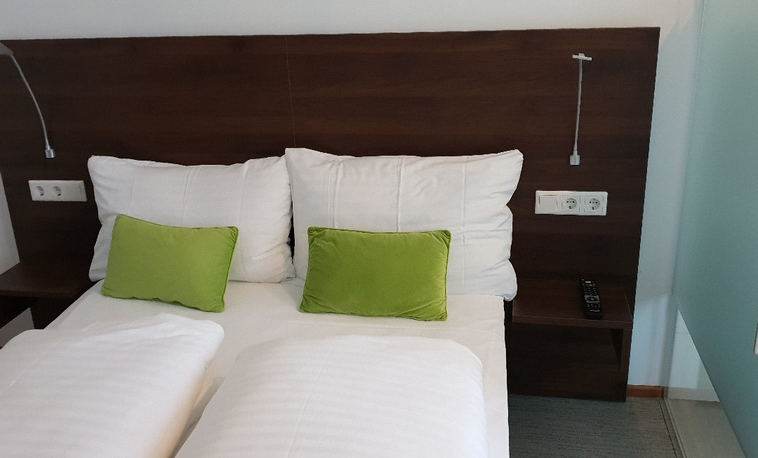 Rosegg酒店住宿-Velden24