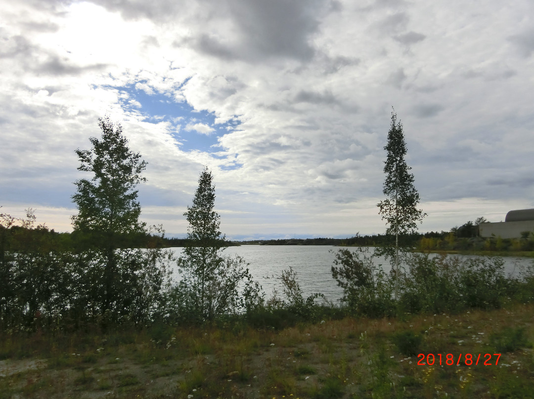 Frame Lake Trail景点图片