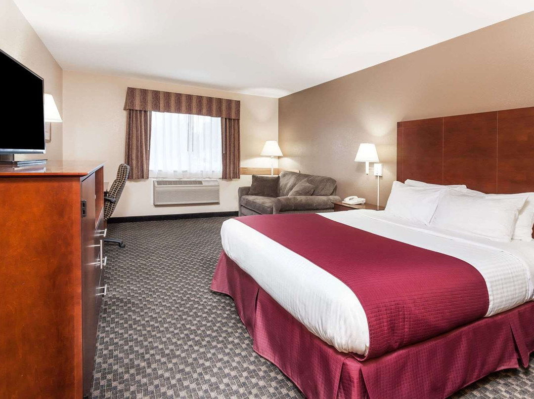 Days Inn By Wyndham Imlay City主图