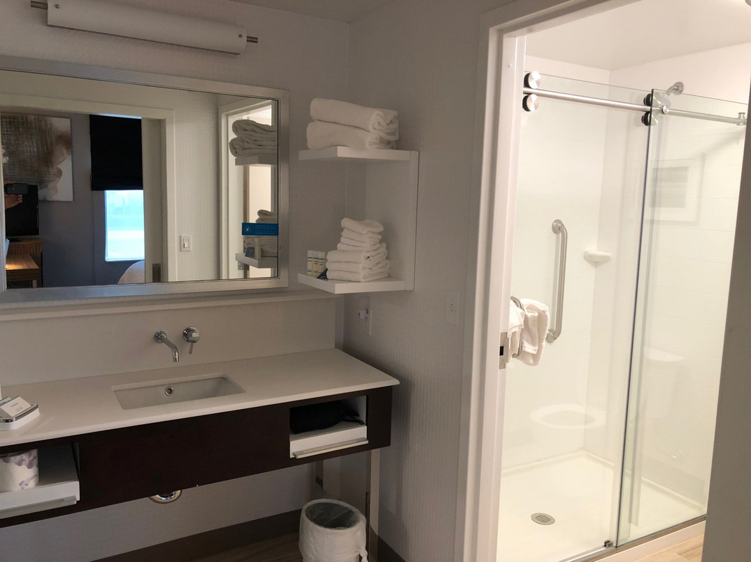 Hampton Inn & Suites Detroit/Warren主图