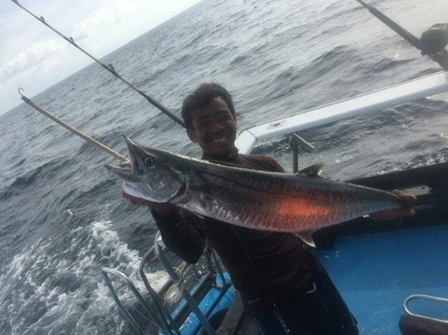 Big Game Fishing Tours & Liveaboard Charters - Day Tours-查龙必去景点