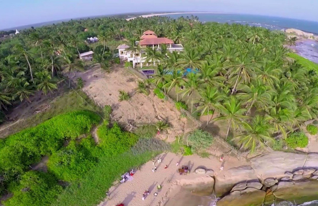 海龟湾大酒店主图