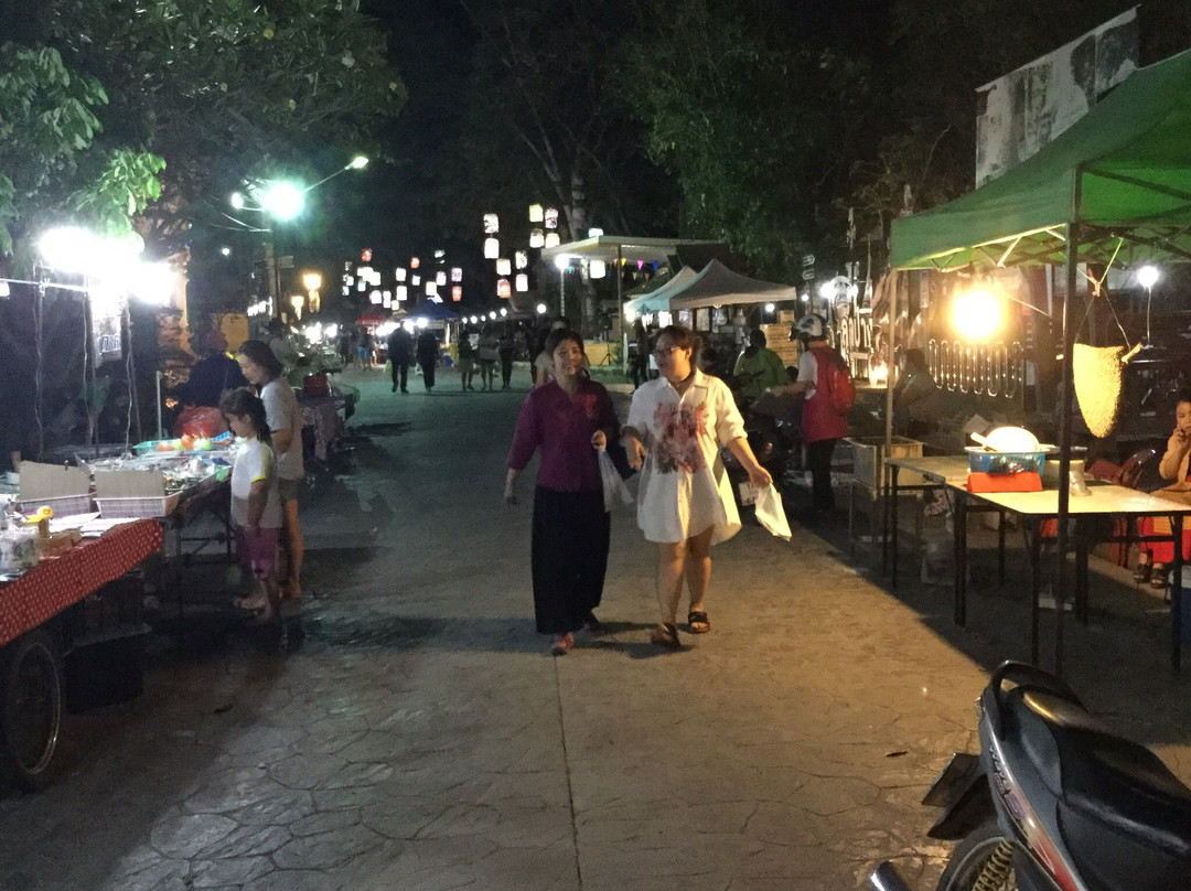 Wang Nuea Walking Street-汪粮必去景点