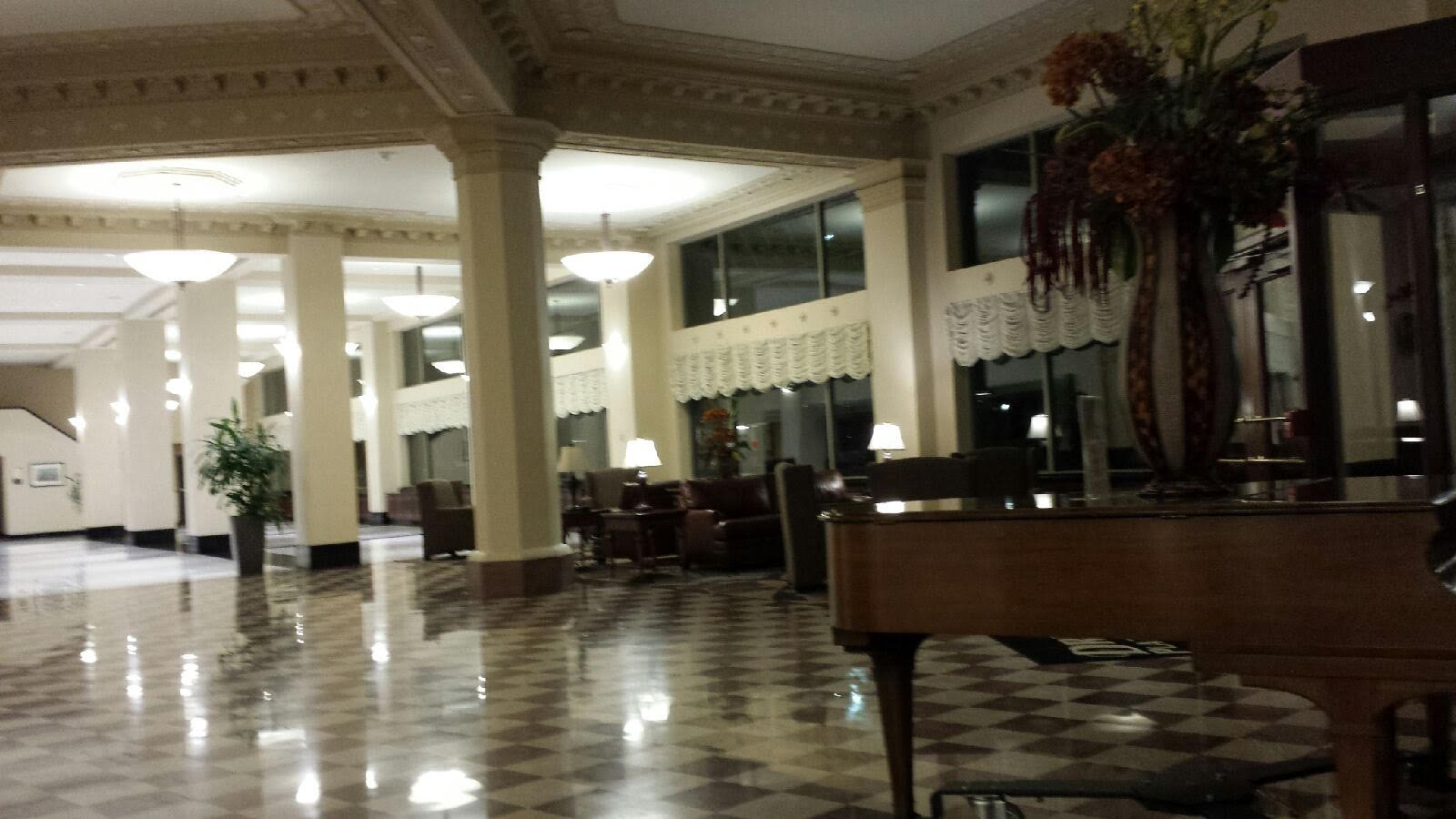 Drury Plaza Hotel Broadview Wichita-浴室