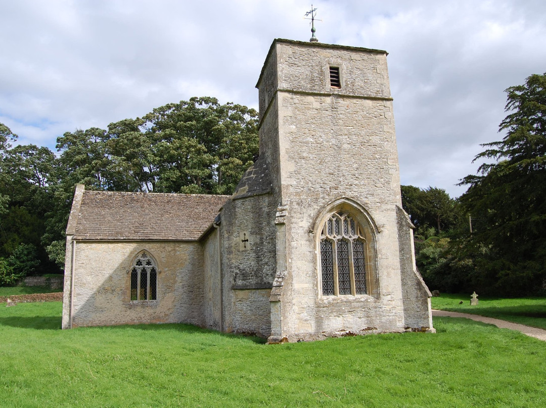 St Michael and St Martins Church景点图片