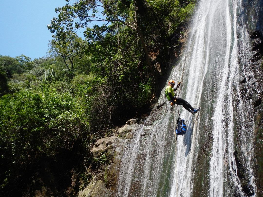 Hotel Agua Blanca主图